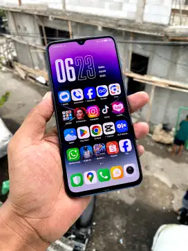 Xiaomi mi 9 flegship 8/128gb NFC Snapdragon 855 gaming