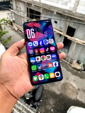 Xiaomi mi 9 flegship 8/128gb NFC Snapdragon 855 gaming