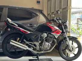 Honda tiger lama
