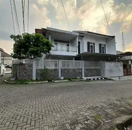 Dijual Rumah Hook Simpang Darmo Permai Selatan Surabaya Barat