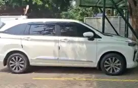 Dijual mobil Avanza