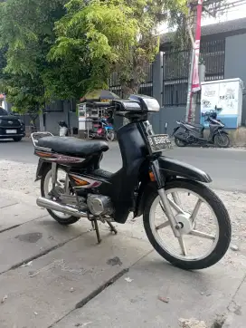 Honda Astrea Legenda Original Mulus Jos