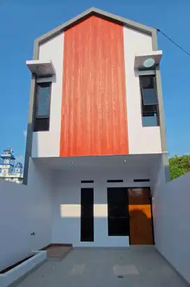 Disewakan Rumah Baru 3 Kamar Tidur dan carport