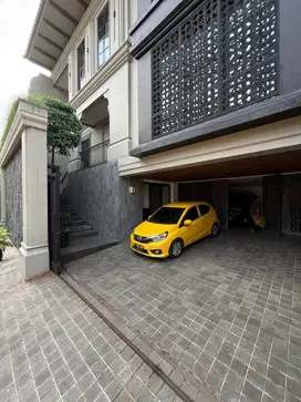 VETERAN BINTARO MODERN CLASSIC LUXURY POOL