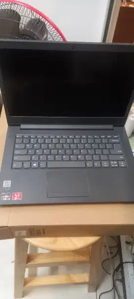 [BNOB] LAPTOP LENOVO RYZEN 5-3500 RAM 8GB SSD 256GB