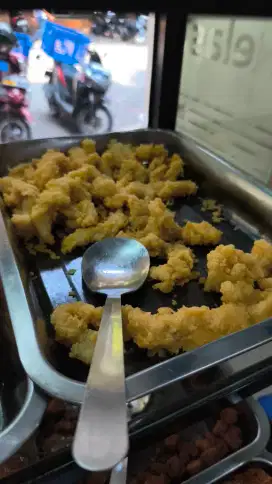 DIBUTUHKAN SEGERA KOKI WARTEG ( WANITA)