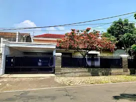 Rumah Mewah Private Pool Di Gegerkalong Dkt Setiabudi Pasteur Sukajadi