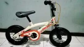 sepeda BMX MICHEL EP3 anak masih bagus ban masih tebal batangan keker