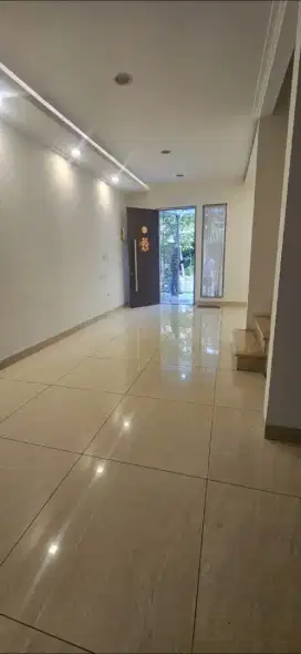 Rumah Golf Island Furnished Rapih