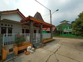 Dikontrakkan rumah hook nyaman & luas