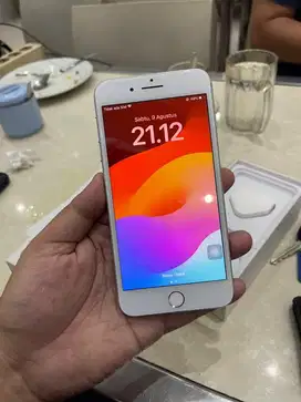 iPhone 8+ 64gb permanen