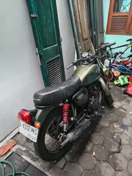 Kawasaki w175 komplit