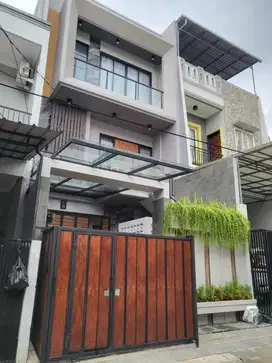 DIJUAL RUMAH BAGUS SUNTER SACNA MINIMALIS 6X16 STRATEGIS 3 LT MEWAH