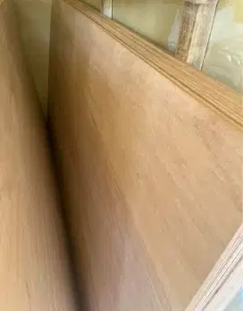 Triplek 18mm 122x244 bekas event mulus cocok untuk furnitur