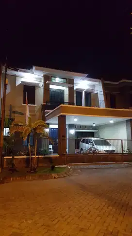 Dijual Rumah Terawat 2 lantai Gardenia Pondok Tjandra