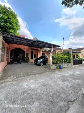 BU Segera! Rumah Nyaman Luas Tanah Besar 286m2 SHM dkt Maguwoharjo