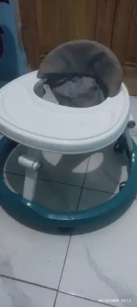 Kursi makan baby care