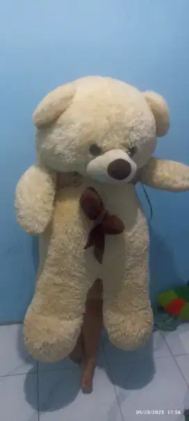 Boneka jumbo besar