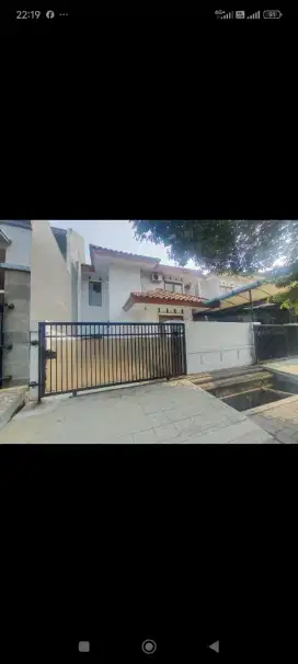 Dijual rumah Perum Resinda Blok C6 no 8 Karawang