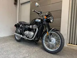 Triumph Bonneville T100 / T 100