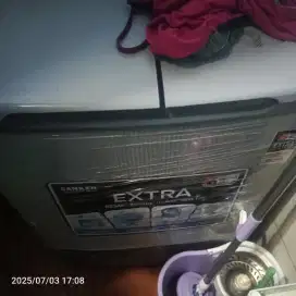 Mesin cuci 8kg bekas rasa baru
