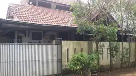 Rumah di daerah Cipadu (sangat strategis dekat Bintaro, bebas banjir)