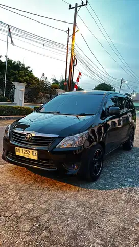 Toyota Innova diesel 2.5 G