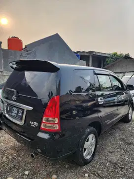 Toyota Kijang Innova 2005 Bensin