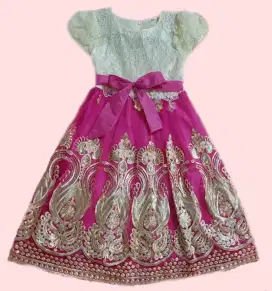 Dress Anak Detail Bordir Emas