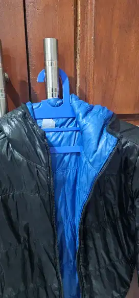 Jaket cowok bahan parasut