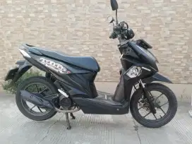 Dijual Honda Beat Street th 2024 mulus pajak panjang an sendiri