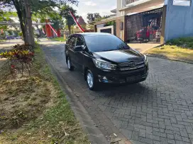 Innova V AT Diesel 2016