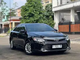 TOYOTA CAMRY G 2.5 AT 2018 HITAM ISTIMEWA LENGKAP