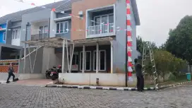 Dijual Murah Rumah Mewah 2 Lantai di Cinere