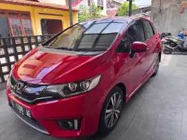 Jazz rs 2015 merah