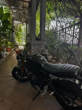 JUAL XSR155 KONDISI SEPERTI BARU, MILES RENDAH, BISA NEGO