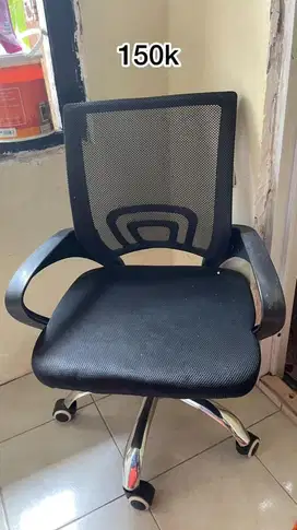 Kursi Putar Belajar