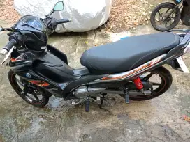 Jupiter Z1 Hitam 2015