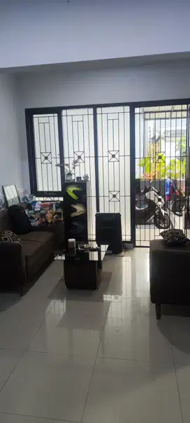 Rumah Nyaman Siap Huni Blok Favorit di Taman Cibaduyut Indah