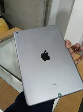 Ipad gen 6 128gb second batangan