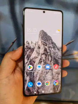 Poco F5 12/256 gb