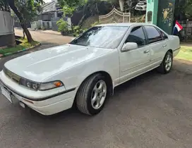 Nissan Cefiro 1991 Bensin