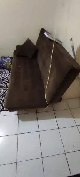 Kursi Sofa bed bludru