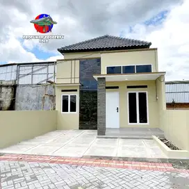 Rumah Baru Cantik Kawasan Kota Solo Unit Indent/Pesan Bangun