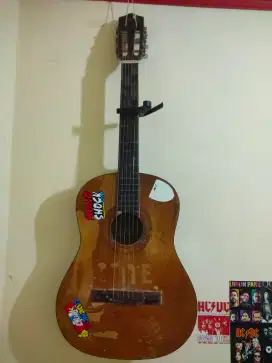 GITAR KAPOK SECOND (FREE LEM KAYU)