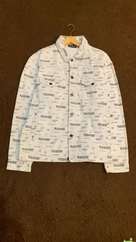 Tracker jaket pleasure