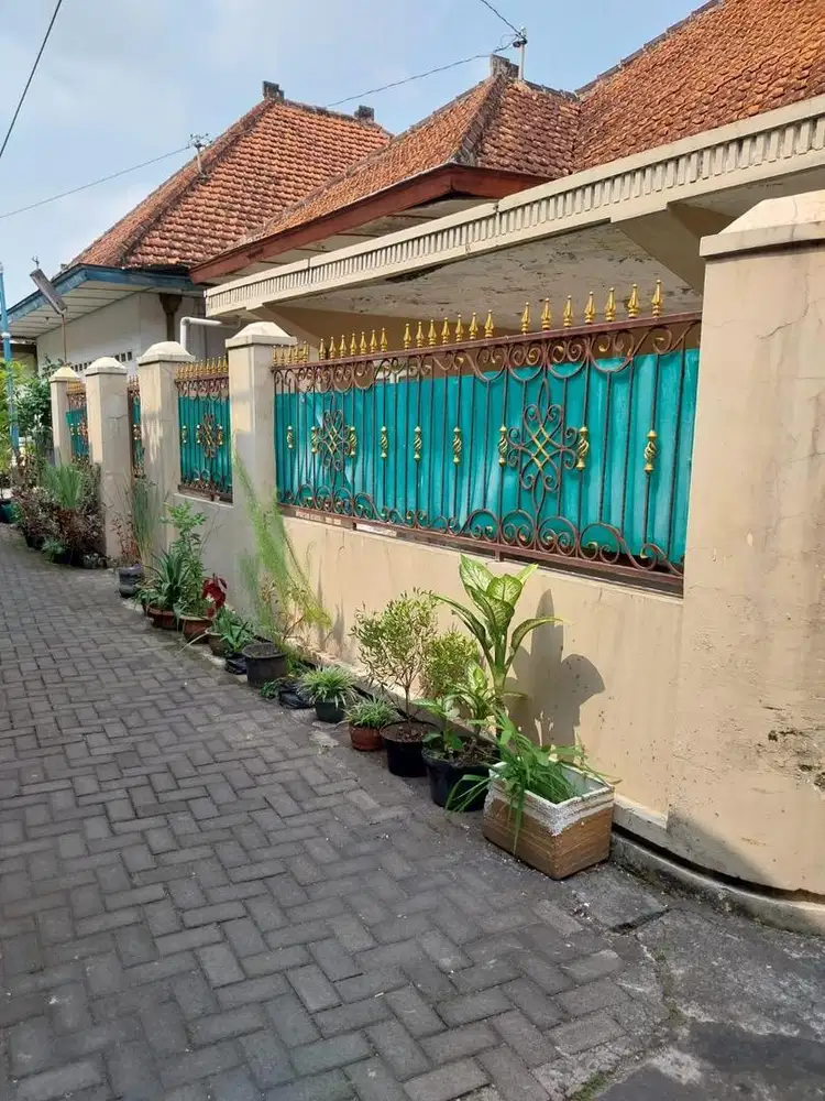 SEWA/JUAL RUMAH STRATEGIS MEWAH NEGO