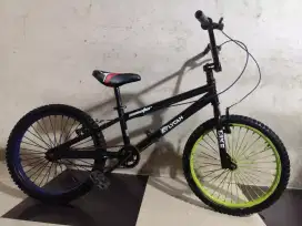 Sepeda BMX ukuran 20 siap pakai
