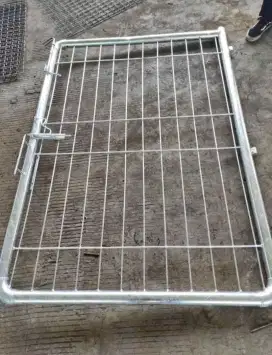 PAGAR BRC GALVANIS ANTI KARAT