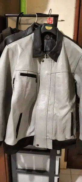 JUAL JACKET KULIT ASLI UKURAN XL